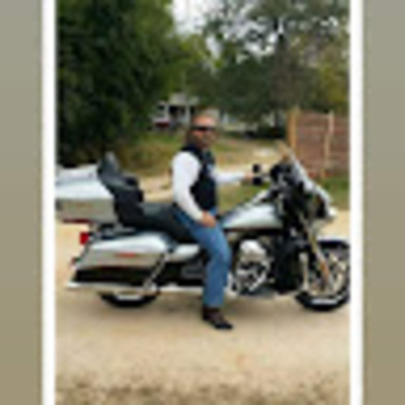 Meet your Posher, Ernest - Picture 1 of 1